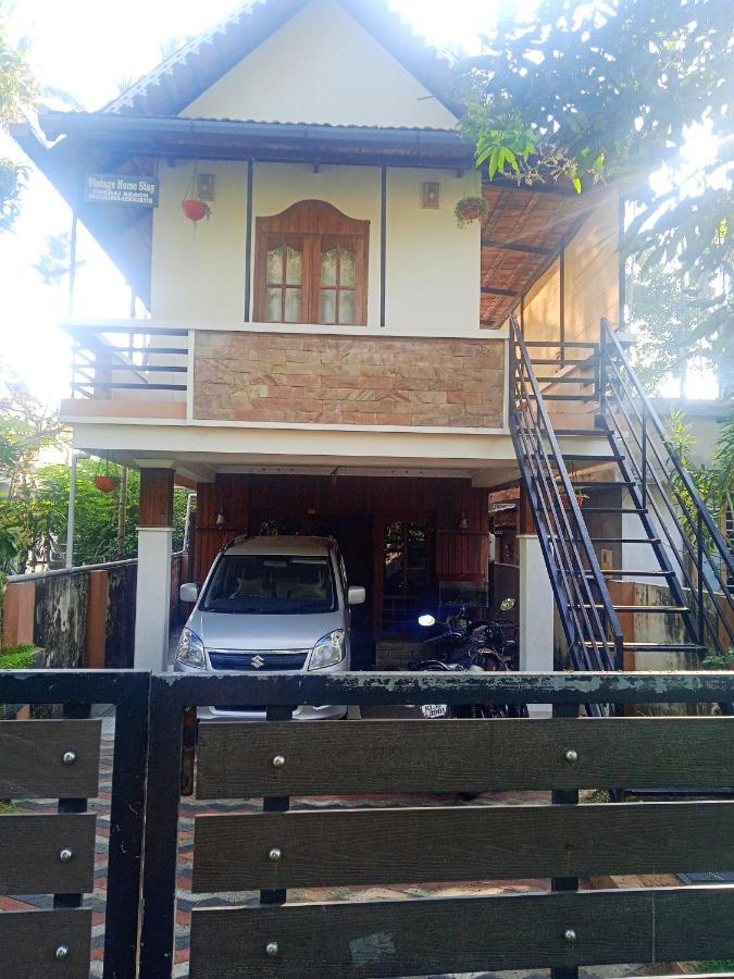 Vintage Inn Homestay Cherai Beach Ngoại thất bức ảnh