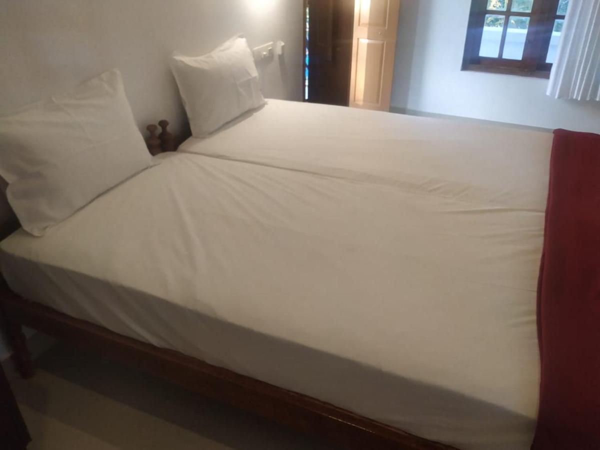 Vintage Inn Homestay Cherai Beach Ngoại thất bức ảnh
